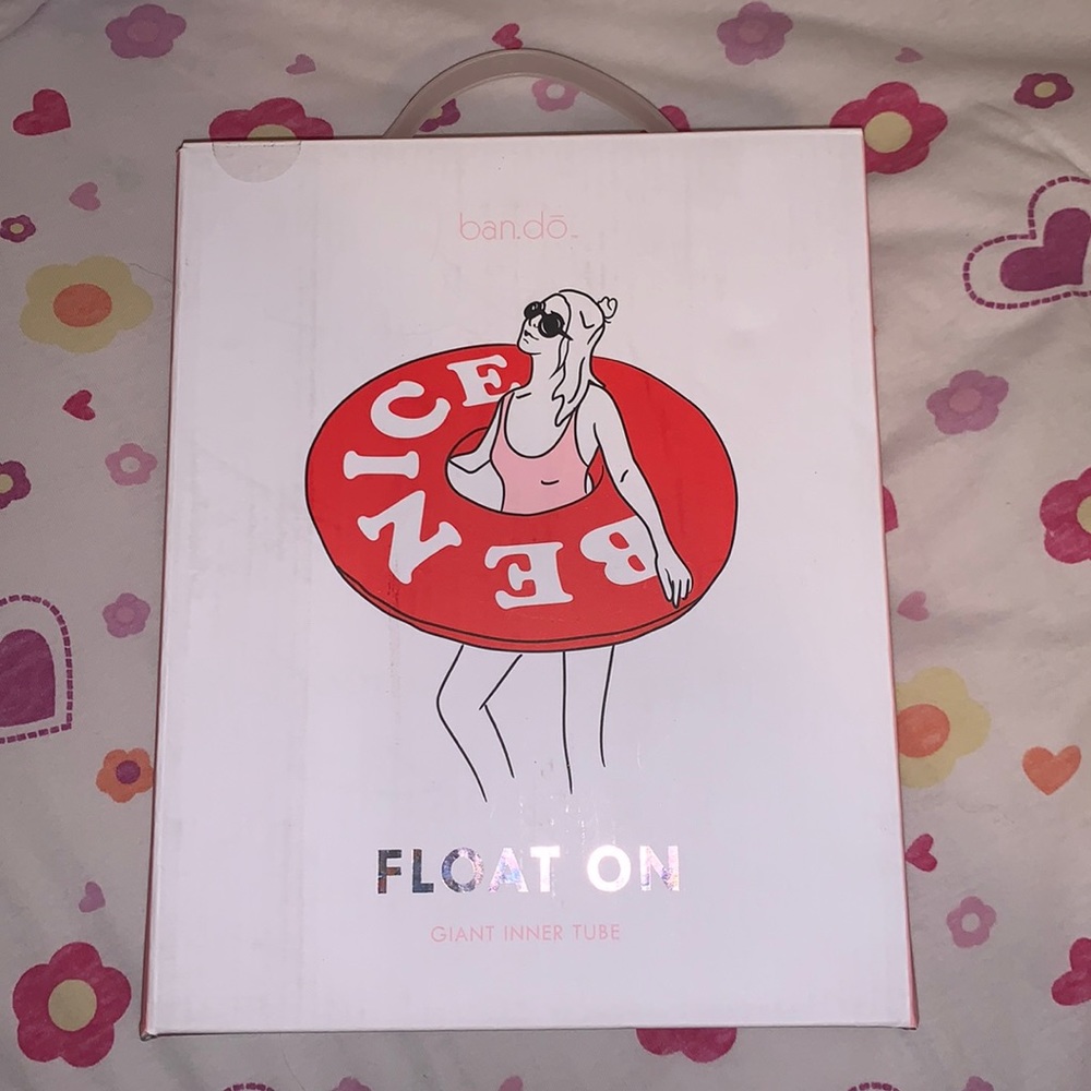 ban.do Float On Giant Inner Tube